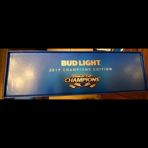 St. Louis Blues 2019 Stanley Cup Bud Light 3 Pack - Picture 5 of 5